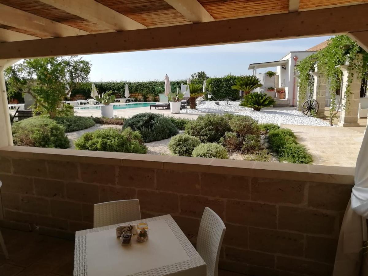 Il Giardino Del Tiglio Bed and Breakfast Uggiano La Chiesa Eksteriør billede